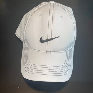 Nike Heritage86 Dri Fit Hat